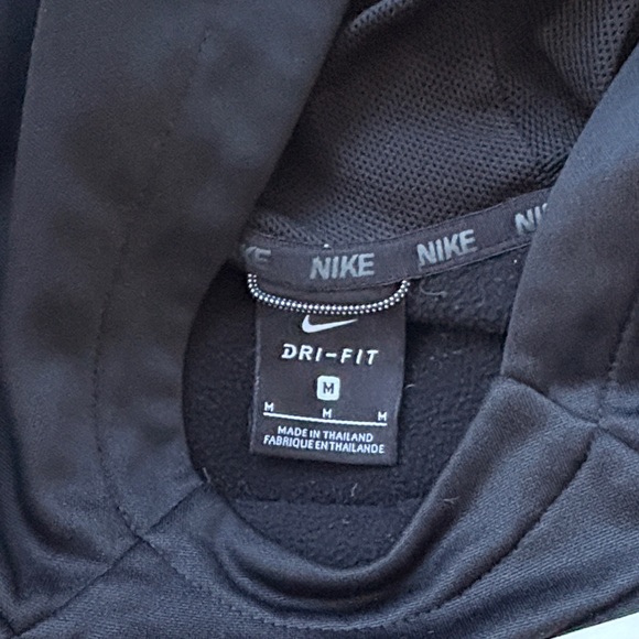 Nike Black and Gray Dri-fit hoodie Youth - Picture 6 of 6